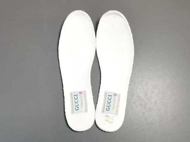 Gucci Tennis 1977 GG Monogram Canvas Web Stripe Tênis Lifestyle 6