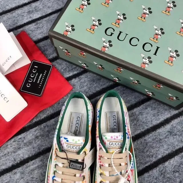 Gucci Tennis 1977 Sneakers Lifestyle Multicolores à l'Impression Étoile 4