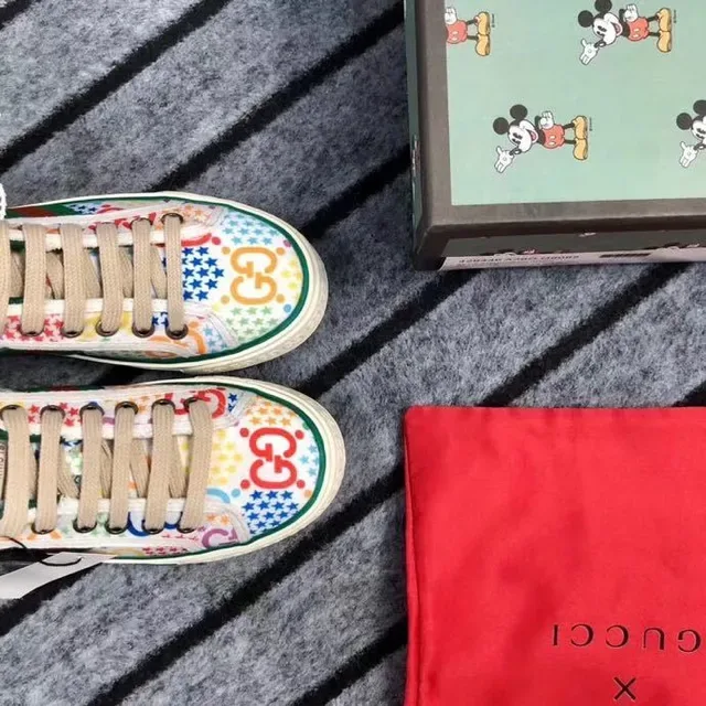 Gucci Tennis 1977 Sneakers Lifestyle Multicolores à l'Impression Étoile 5