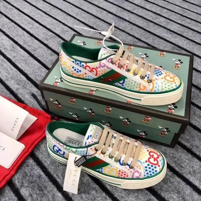Gucci Tennis 1977 Sneakers Lifestyle Multicolores à l'Impression Étoile 6