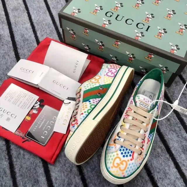 Gucci Tennis 1977 Sneakers Lifestyle Multicolores à l'Impression Étoile 7