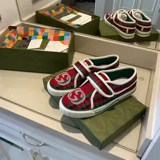 Gucci Tennis 1977 Red Green Plaid Velcro Strap Lifestyle Sneakers