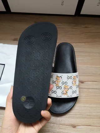 Gucci Tom & Jerry Print Slide Slippers 2