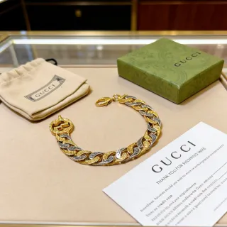 Gucci pulsera de eslabones curb de oro y plata de dos tonos