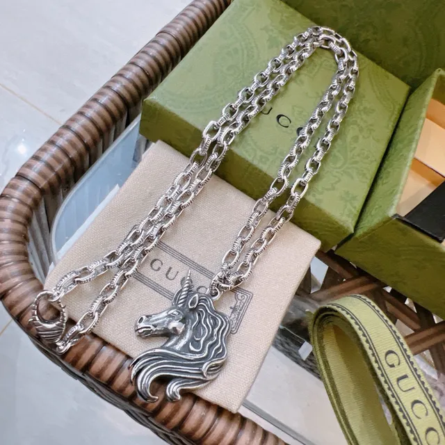 Gucci Unicorn Head Pendant Silver Chain Necklace 8