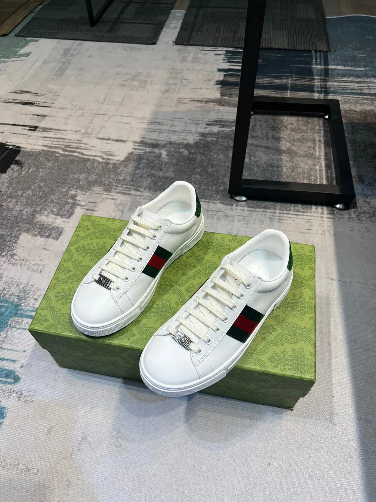 Gucci White Green Leather Upper Web Stripe Detail Lifestyle Sneakers 5