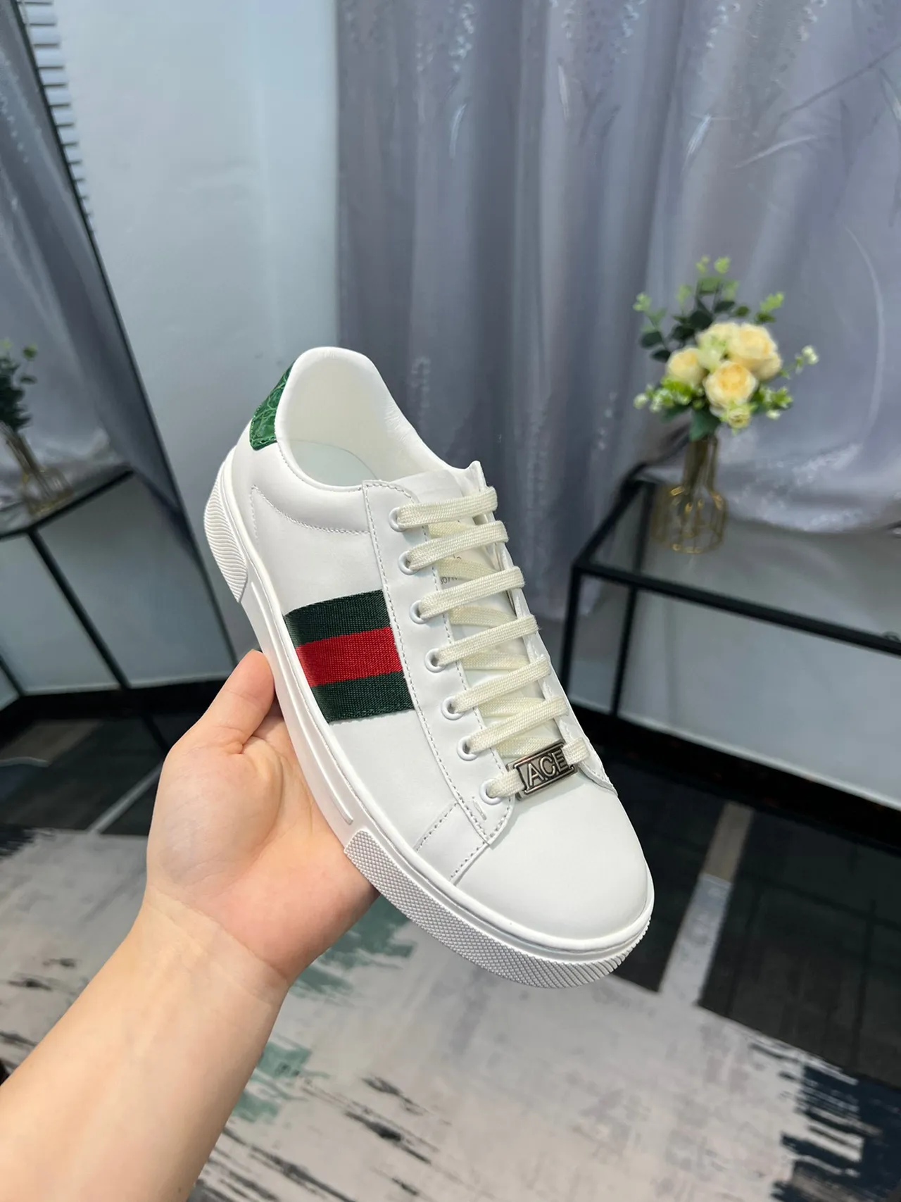 Gucci White Green Leather Upper Web Stripe Detail Lifestyle Sneakers 6