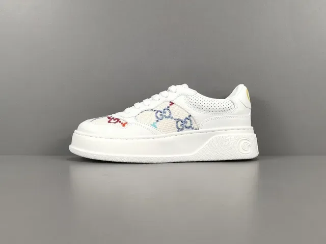 Gucci Tênis Lifestyle Brancos Multicolores Sola Plataforma Bordados Motivo GG 1