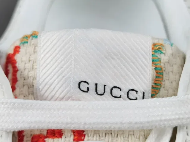 Gucci Tênis Lifestyle Brancos Multicolores Sola Plataforma Bordados Motivo GG 6