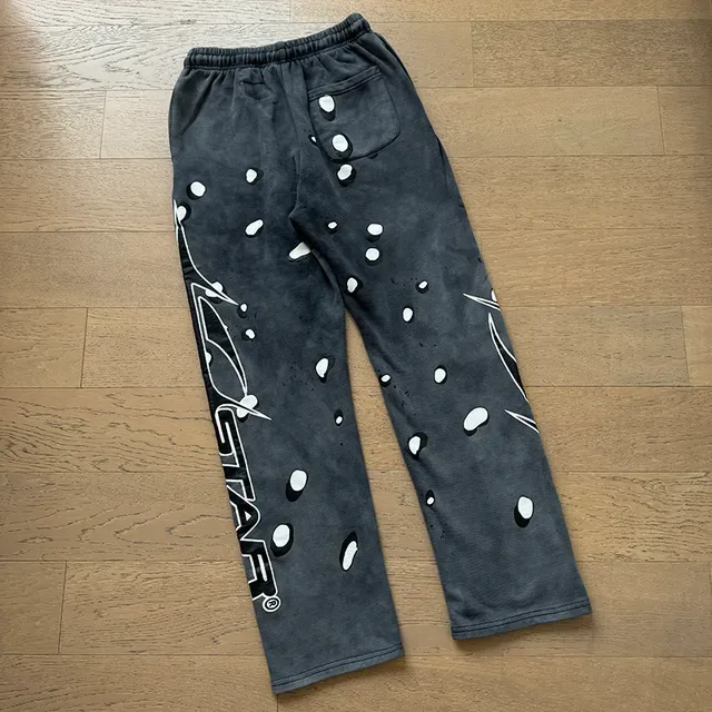 Hellstar Distressed رمادي وأبيض طباعة الرذاذ بدلة رياضية 14