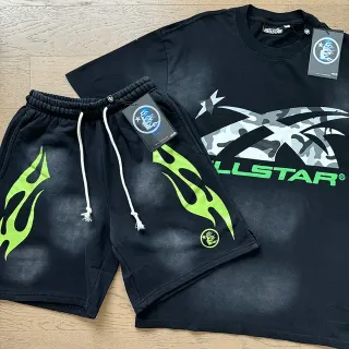 تي شيرت Hellstar أسود بطباعة جرافيك اللهب