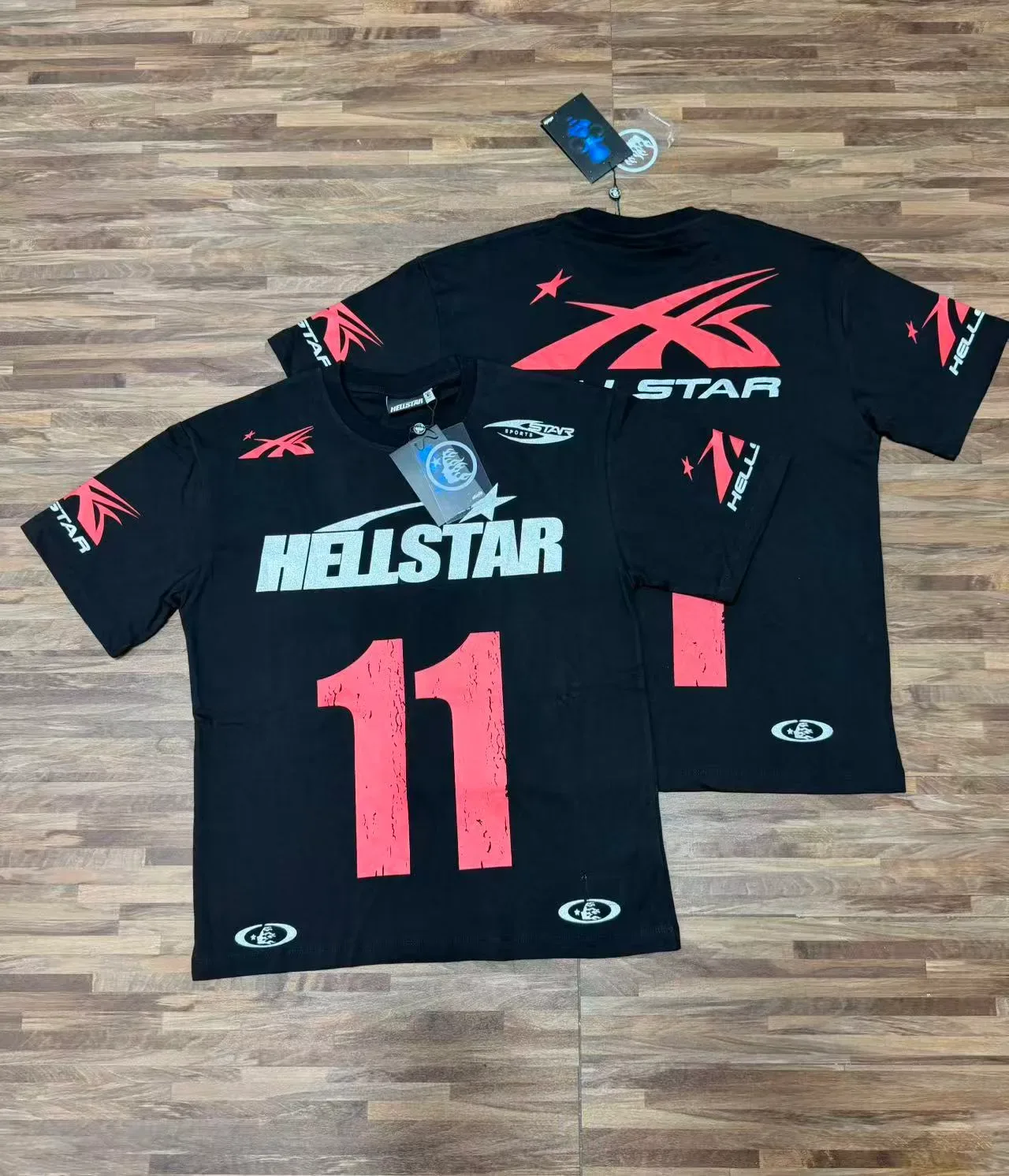 Hellstar सफेद लाल ग्राफिक प्रिंट क्रू नेक टी-शर्ट 10