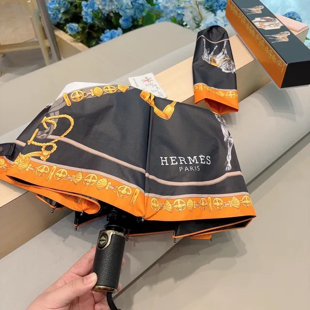 Hermès Sac à main Noir Orange Motif Équestre Combinaison de Couleurs 3
