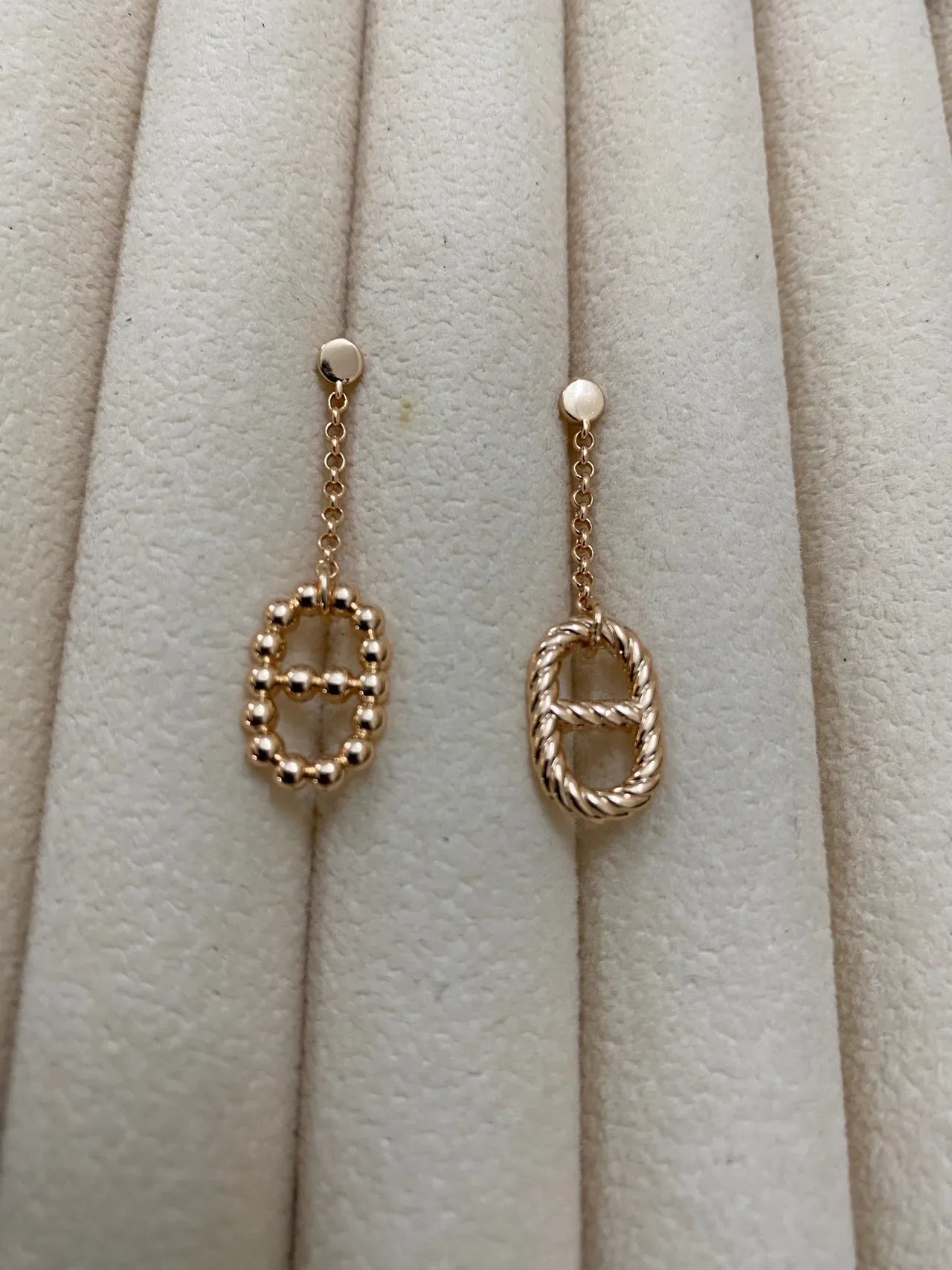 Hermès Chaîne d'Or and Chaine d'Ancre Silver Drop Earrings 3