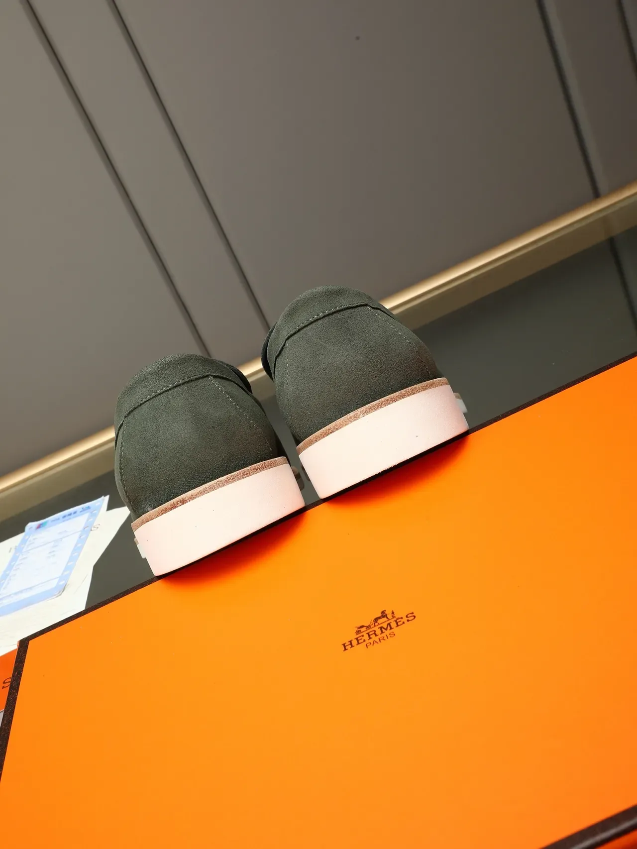 Hermès Daim Vert Blanc Tige Mocasín Cousu Vamp Loafer 3