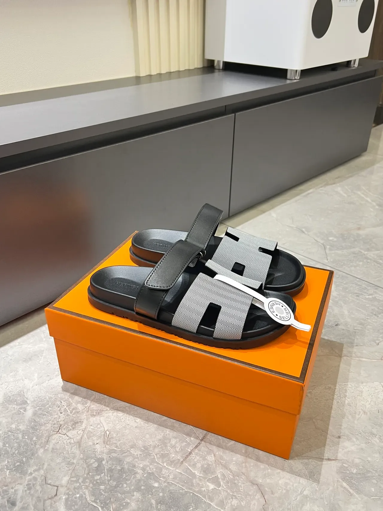 Hermès Oran Black Brown Double-Strap H-Motif Cutout Slippers 17
