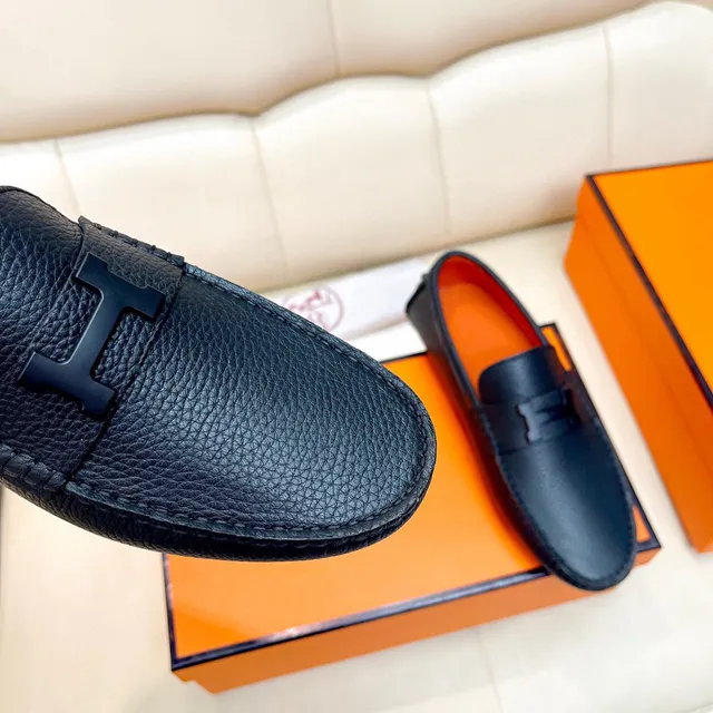 Hermès Oran Black Pebbled Leather H-Buckle Loafers 4