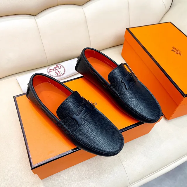 Hermès Oran Black Pebbled Leather H-Buckle Loafers 8