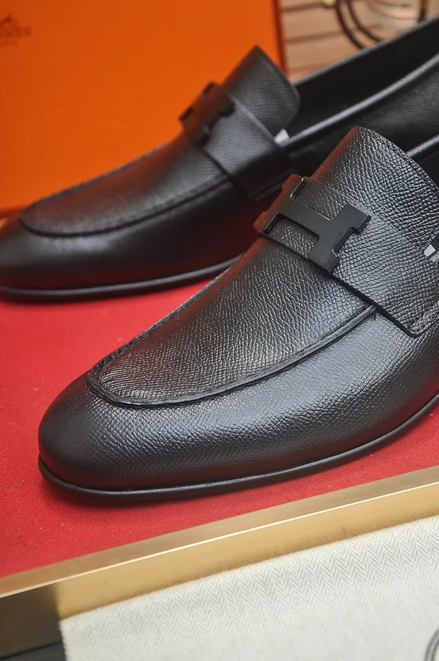 Hermès Oran Black Textured Leather H-Buckle Loafers 2