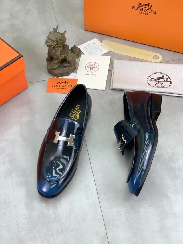 Hermès Oran mocassim couro verniz marinho fivela H slip-on mocassim 5