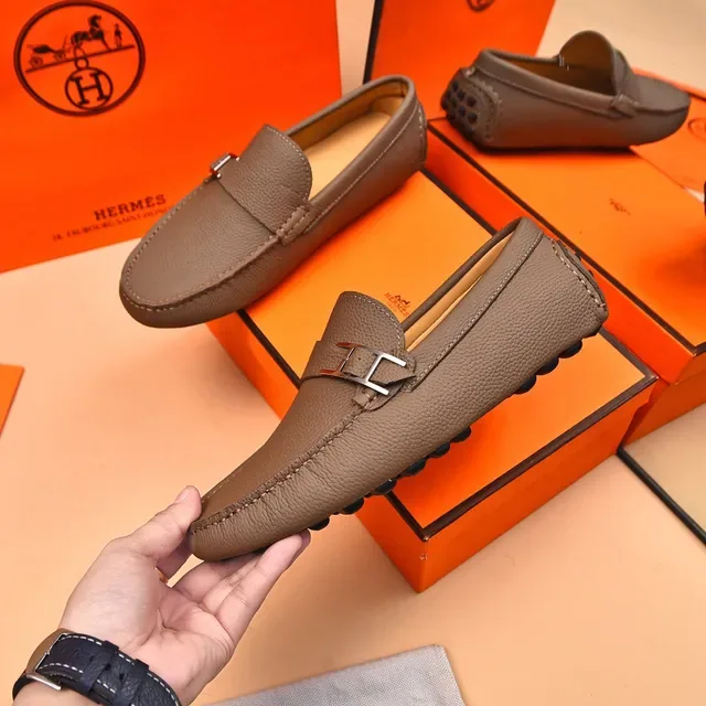 Hermès Oran Mocassins Cuir grainé Taupe boucle H 4