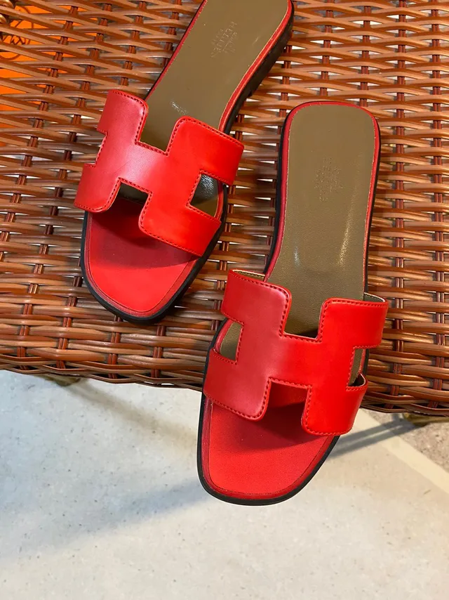 Hermès Oran Red Leather H-Strap Slippers 5