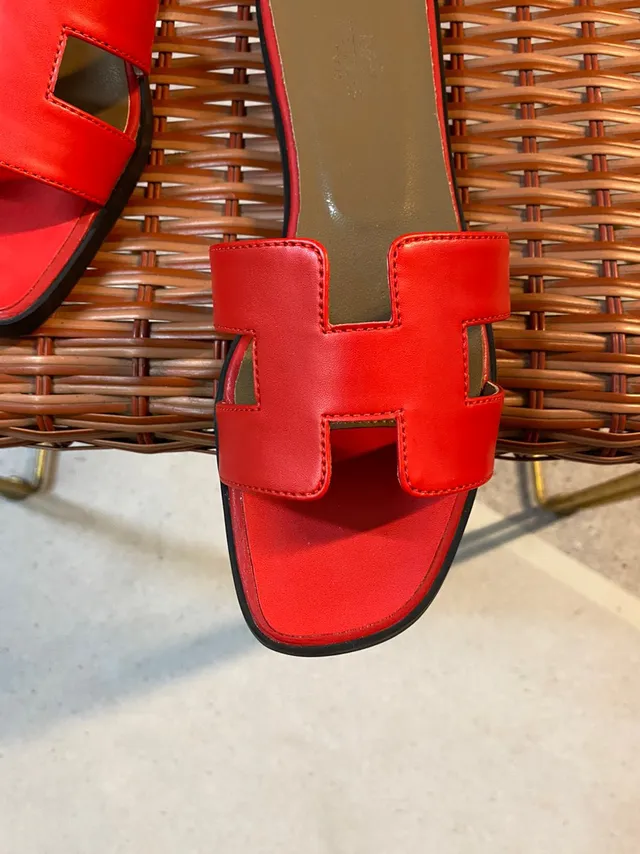 Hermès Oran Red Leather H-Strap Slippers 6