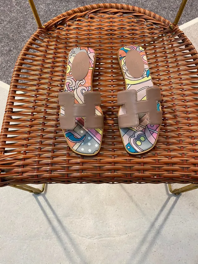 Hermès Oran Slides Multicolor Printed Canvas Beige Leather Slippers 6