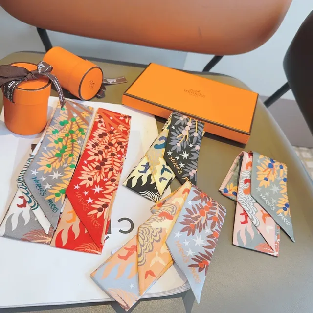 Hermès Printed Red Orange and Cream Silk Scarf 3