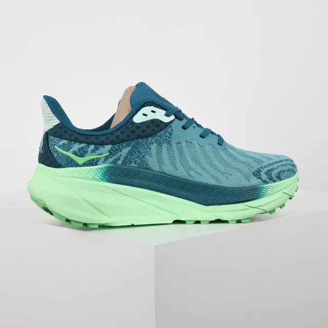 Hoka أزرق أخضر أقصى امتصاص الصدمات الجزء العلوي من الـ Knit المهندس أحذية جري 7