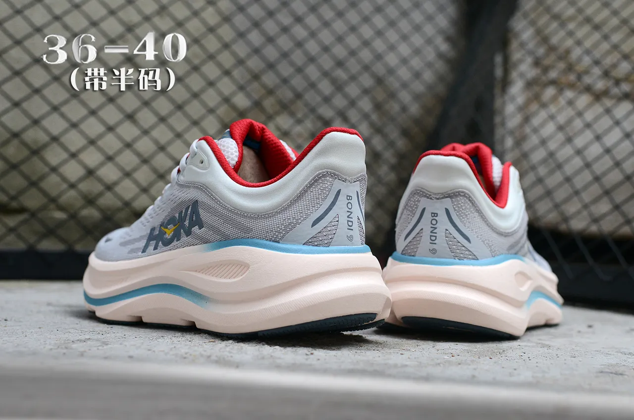 Hoka Clifton Gray Red Tênis de corrida com upper de knit engineered, midsole de espuma layered 6