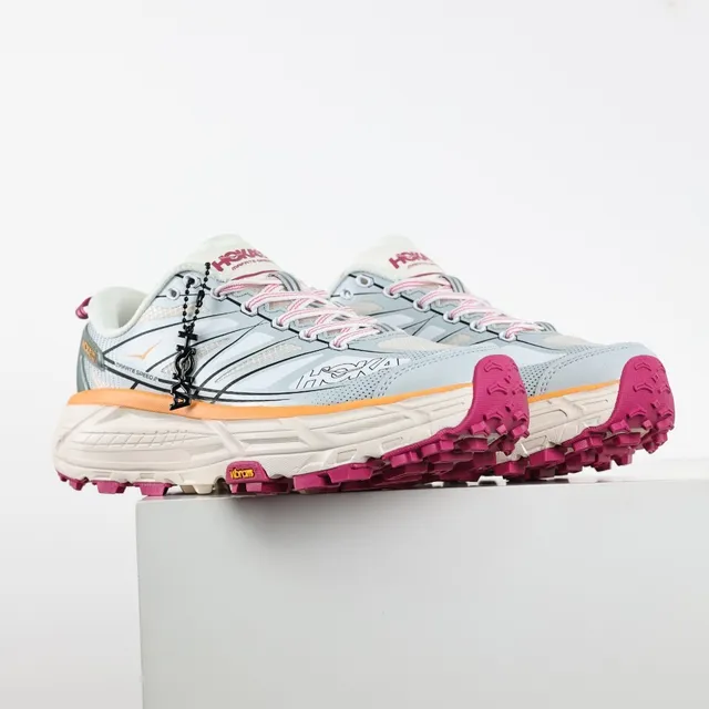 Hoka Gray Pink Chaussures de course trail légères avec upper en maille 3
