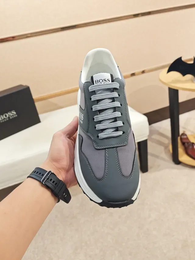 Hugo Boss Gray White Mixed-Material Upper Layered Wave-Shaped Midsole Sneakers 5