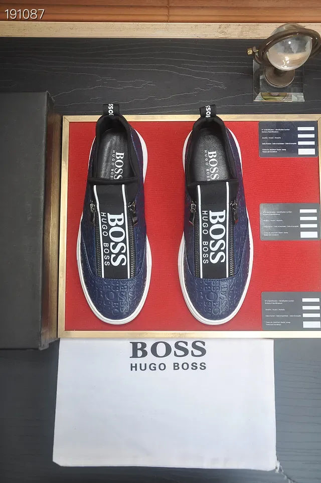 Hugo Boss Chaussures lifestyle bleu marine avec logo embossé sans lacets 7