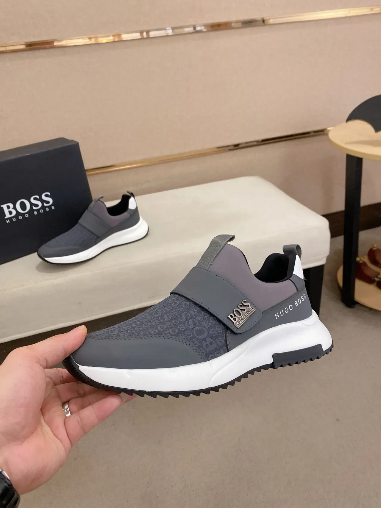 Hugo Boss Slip-On Monogrammée Grise Lifestyle Sneaker 3