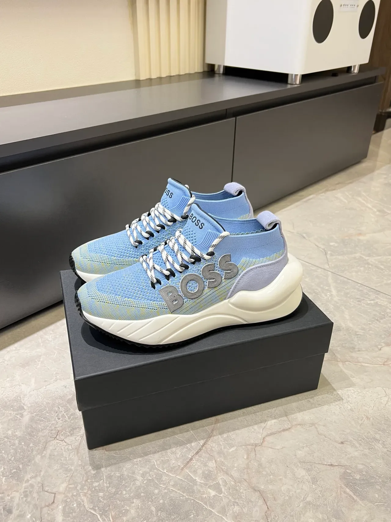 Hugo Boss Speed Trainer Chaussures Lifestyle en Maille Bleu Clair 4