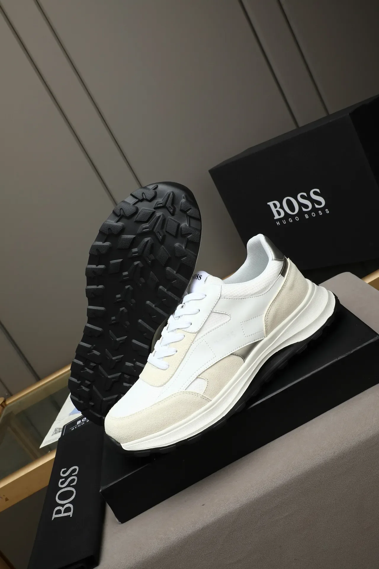 Hugo Boss White Beige Mixed-Material Upper Sculpted Midsole Sneakers 4