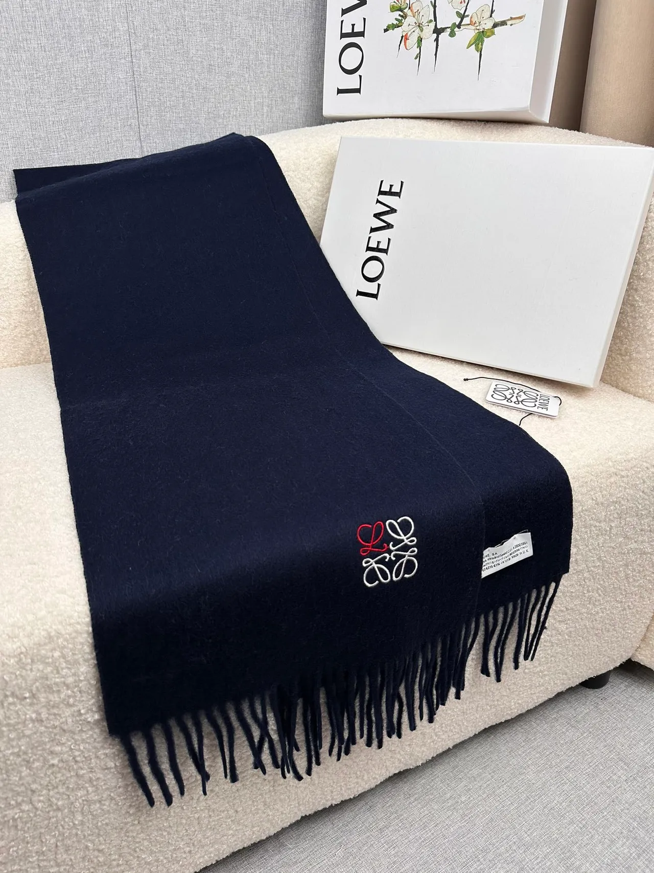 Loeve Anagram Cachecol Bordado Cachemir Navy 3