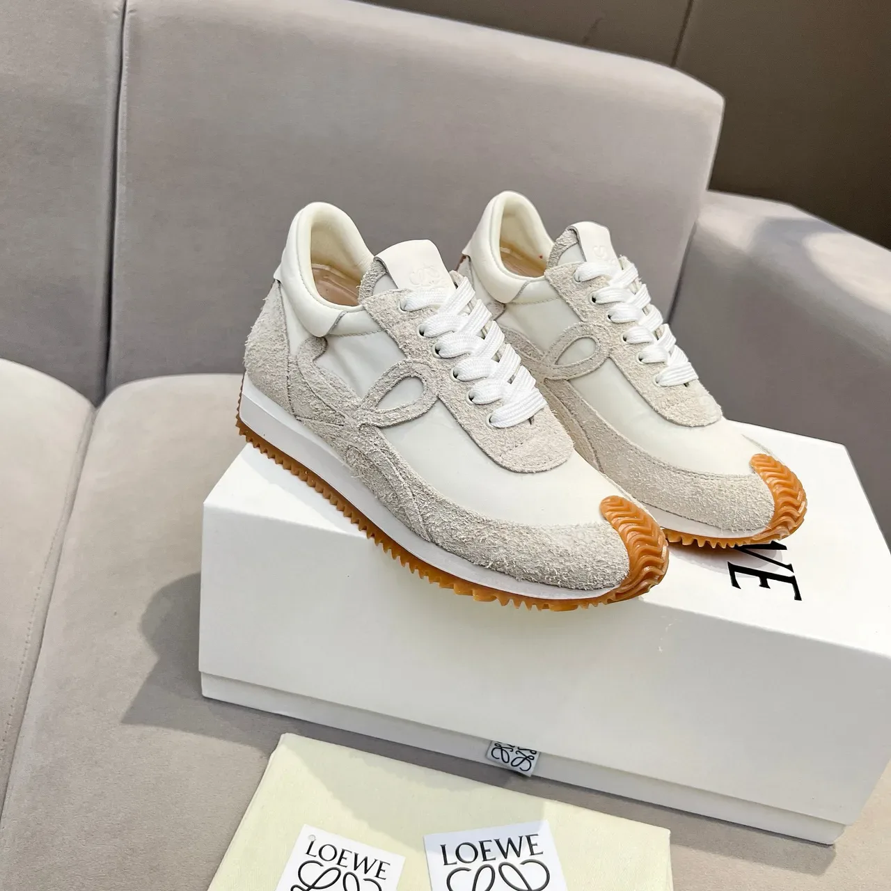 Loeve Flow Runner 2.0 Off-White et Orange Sneakers Lifestyle 8