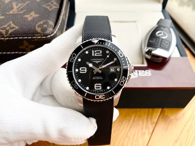Longines Black Silver Dial Textured Rubber Strap Mechanical Watch 9