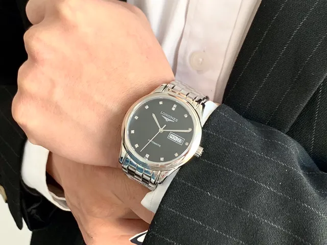 Longines Elegante Esfera Negra con Marcas de Diamante Reloj Mecánico 6