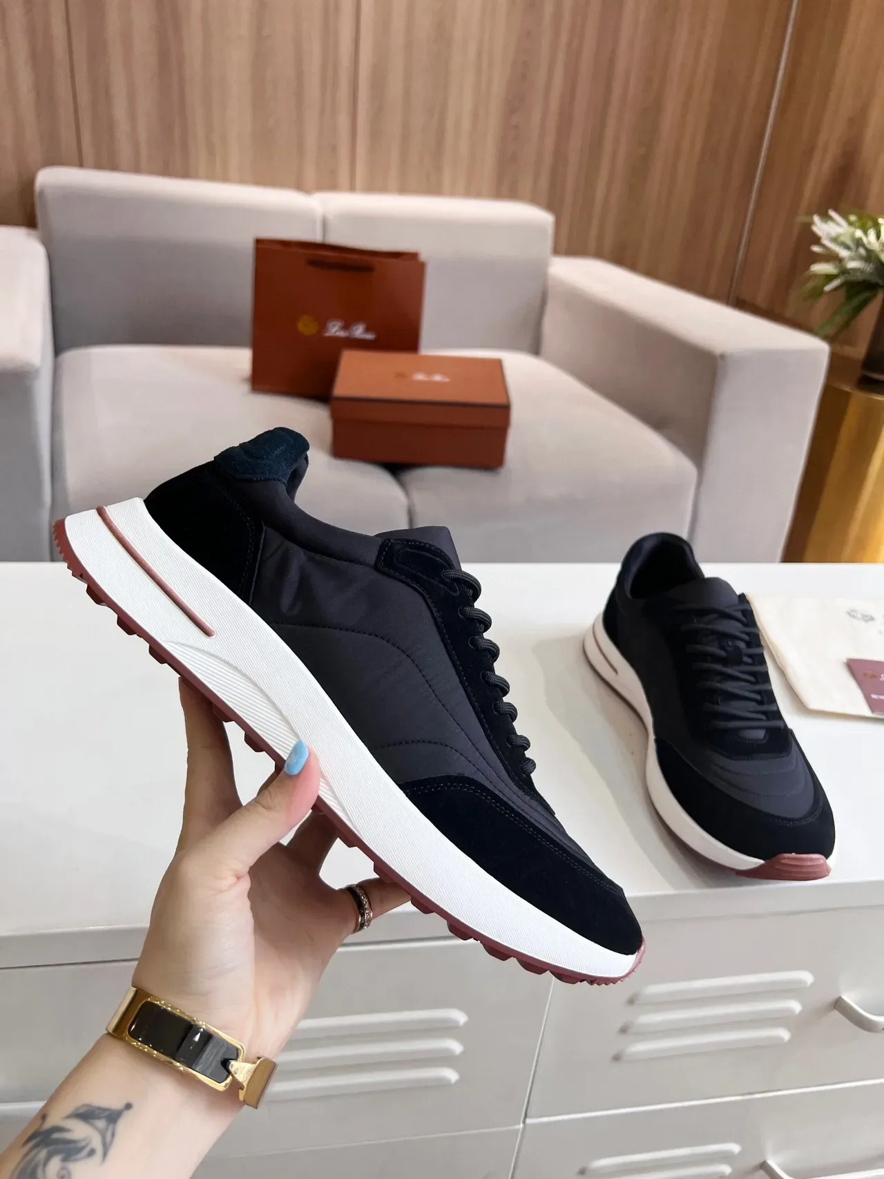 Loro Piana sneakers lifestyle noires et bordeaux 2