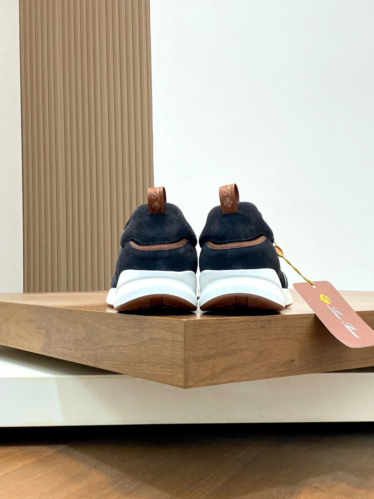 Loro Piana Tênis Lifestyle Slip-On Preto e Branco 8