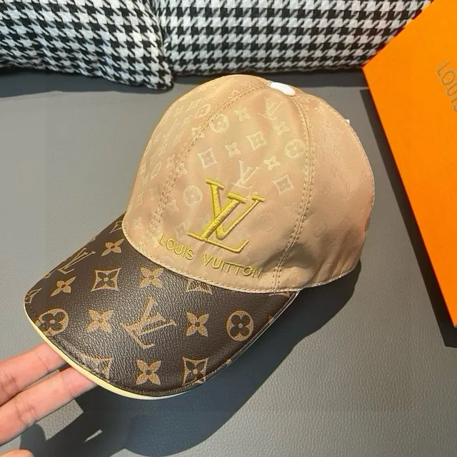 Louis Vuitton Beige Marron Structuré Six-Panneaux Couronne Bord Pré-Courbé Casquette de Baseball 5