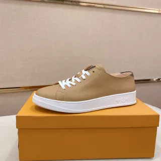 Louis Vuitton Beige Blanco Low-Top Cuero Granulado Lifestyle Sneakers