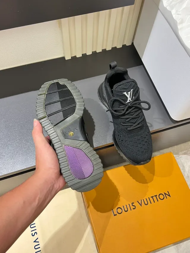 Louis Vuitton Black Gold Knit Upper Sculpted Iridescent Midsole Lifestyle Sneakers 3