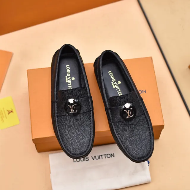 Louis Vuitton কালো সোনালি কুরকুরে চামড়া LV মনোগ্রাম বাকল লুফার 9