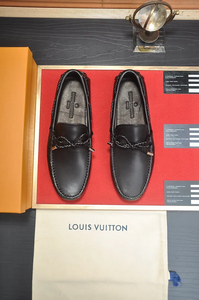 Louis Vuitton Black Leather Knotted Decorative Laces Loafer 2