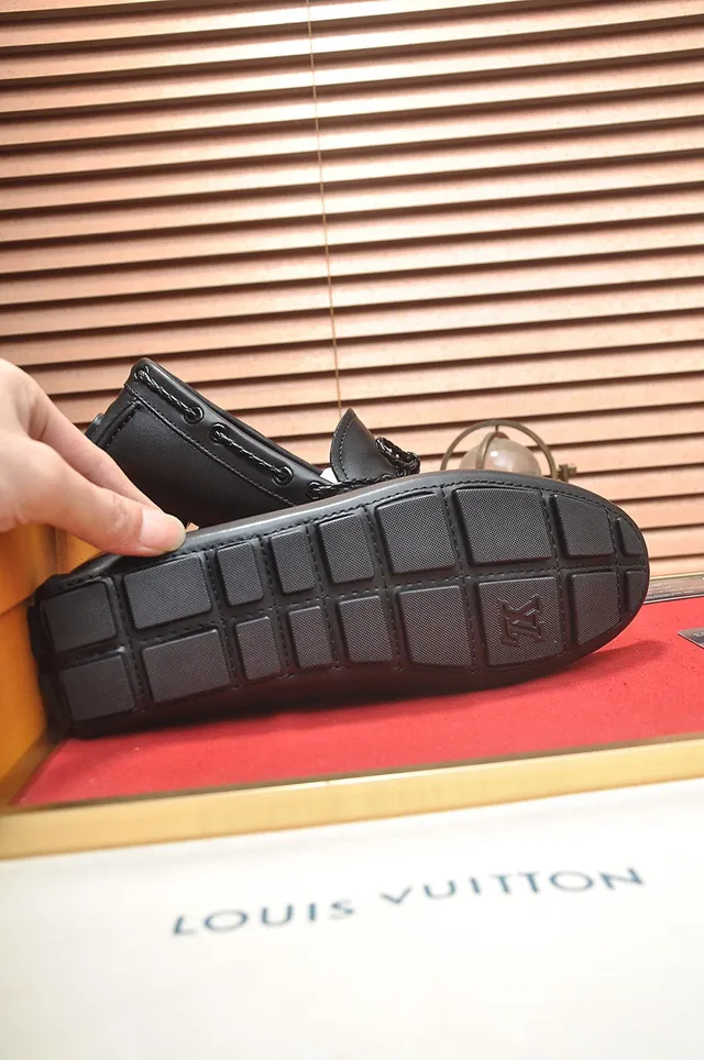 Louis Vuitton Black Leather Knotted Decorative Laces Loafer 7