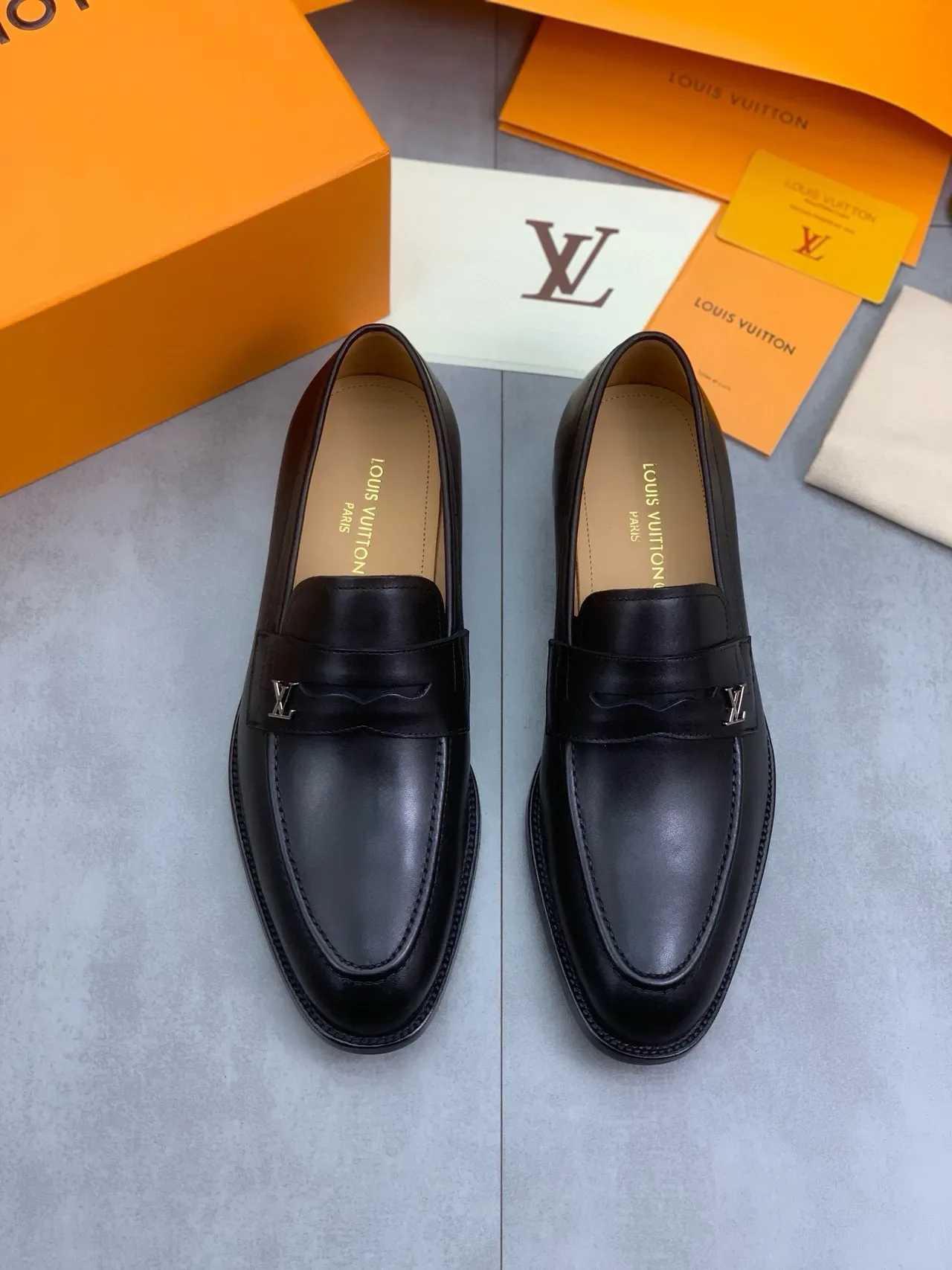 Louis Vuitton Black Leather LV Buckle Loafer 5